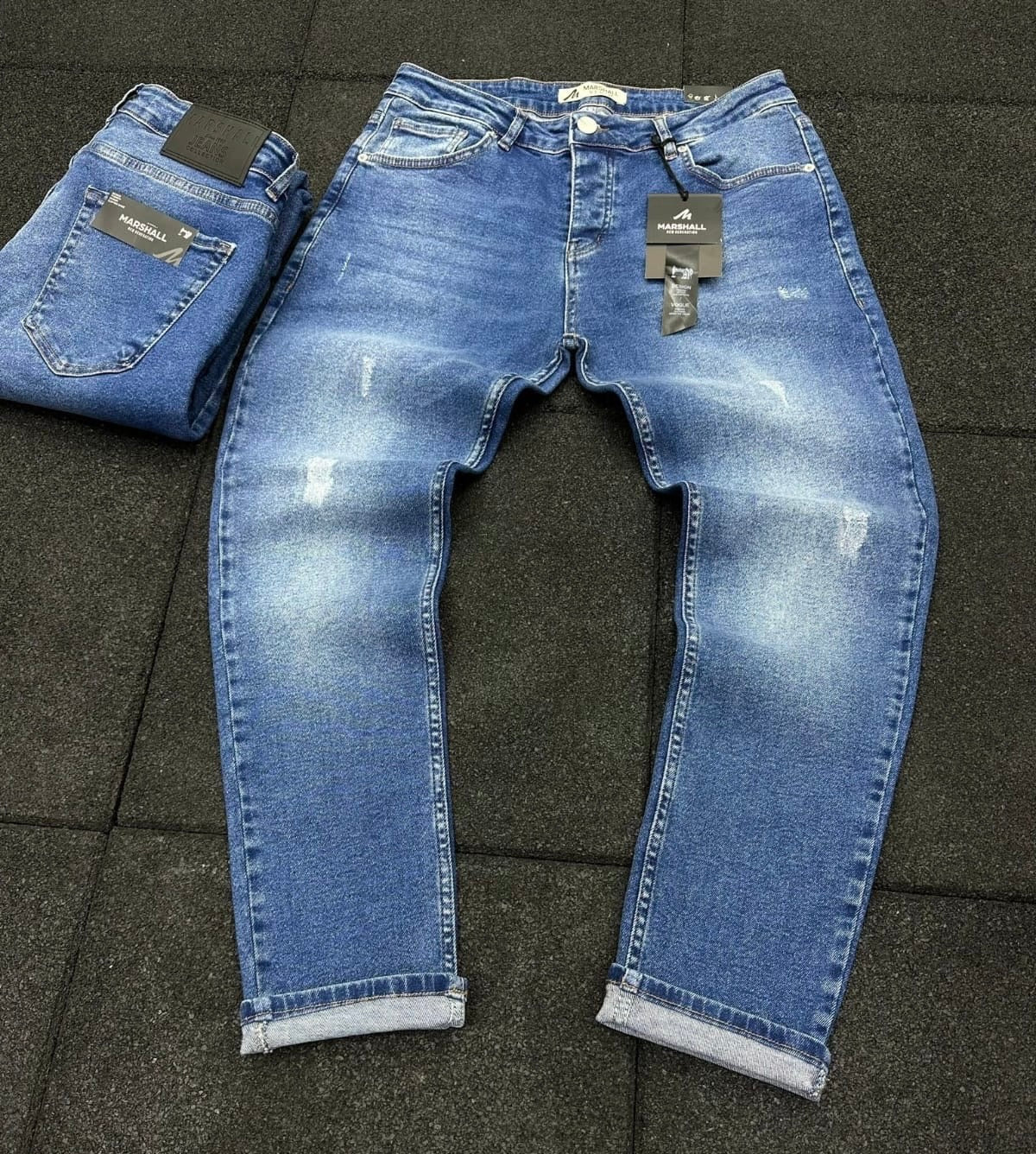 Muške slim fit farmerke – svetlo plavi denim